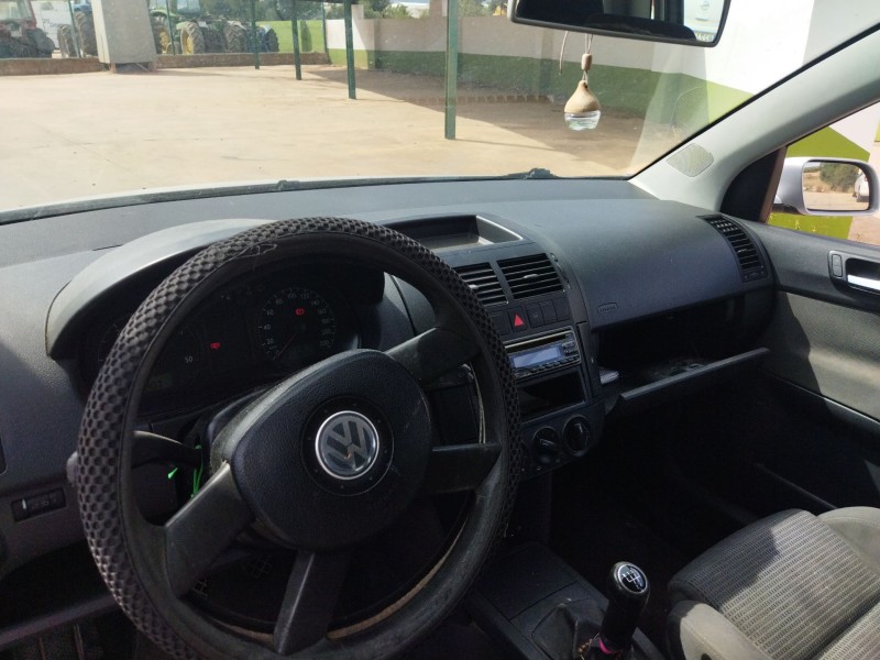 volkswagen polo (9n1) del año 2004
