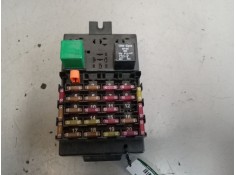 Recambio de caja reles / fusibles para iveco eurocargo 05.03  fki 180 e tráfico urbano referencia OEM IAM 504050822  