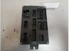 Recambio de caja reles / fusibles para iveco eurocargo 05.03  fki 180 e tráfico urbano referencia OEM IAM 504050822   2