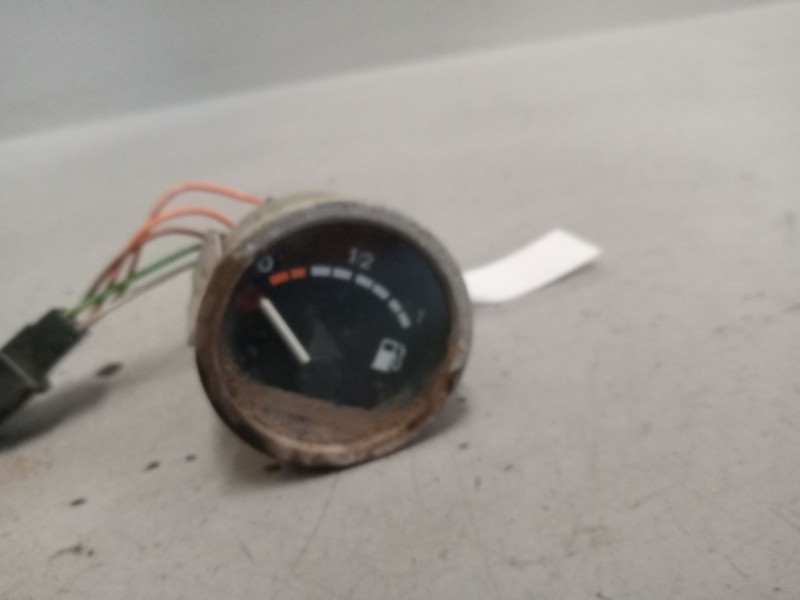 Recambio de cuadro instrumentos para iveco eurotech (mp) referencia OEM IAM 4822918  INDICADOR NIVEL COMBUSTIBLE