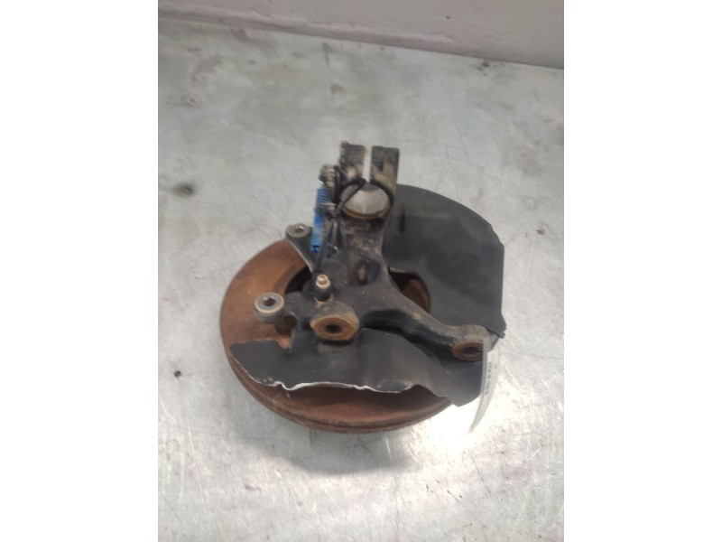 Recambio de mangueta delantera izquierda para bmw serie 3 berlina (e46) 320d referencia OEM IAM   