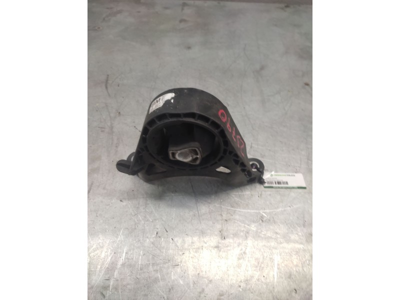 Recambio de soporte motor para opel insignia berlina expression referencia OEM IAM 2300061  