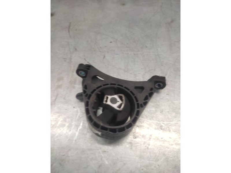 Recambio de soporte motor para opel insignia berlina expression referencia OEM IAM 2300061  