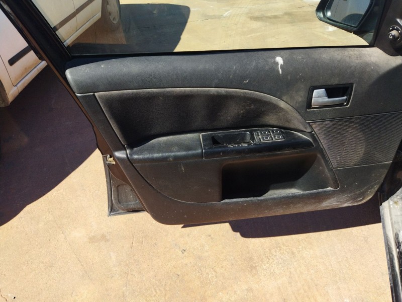 ford mondeo iii sedán (b4y) del año 2003