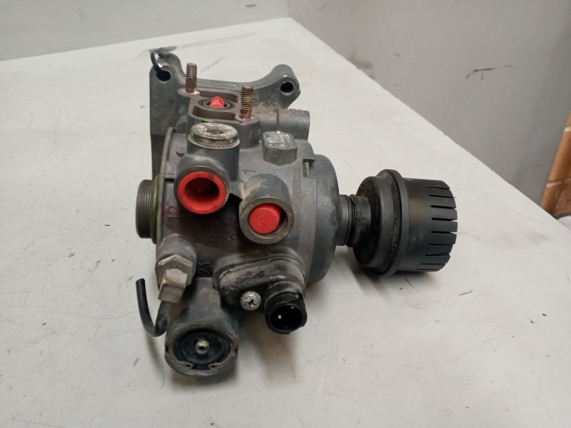 Recambio de valvula aire para daf serie xf105.xxx 12.9 diesel referencia OEM IAM la8145 1738764 k014986