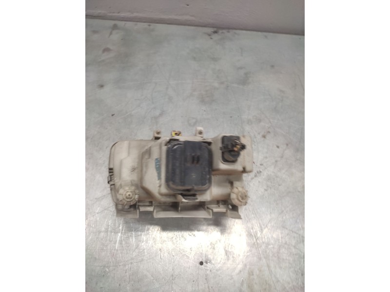 Recambio de faro izquierdo para volkswagen polo berlina (6n1) básico referencia OEM IAM   