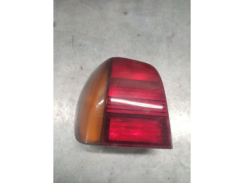 Recambio de piloto trasero izquierdo para volkswagen polo berlina (6n1) básico referencia OEM IAM   