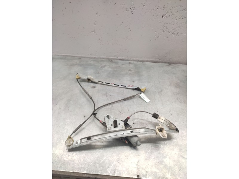 Recambio de elevalunas delantero izquierdo para peugeot 206 berlina xs-line referencia OEM IAM  2 PINS 