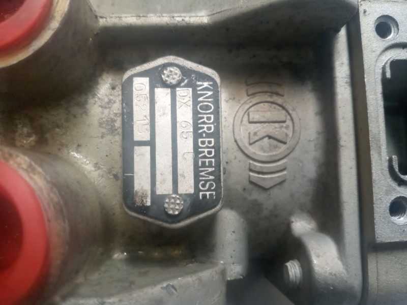 Recambio de valvula aire para iveco eurocargo 05.03  3.9 diesel referencia OEM IAM dx65c  