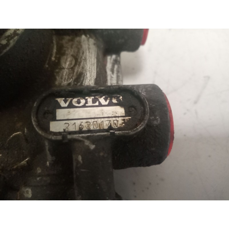 Recambio de valvula aire para volvo fh xxx 12.8 diesel referencia OEM IAM 21620170 VALVULA SECADORA 4324250070