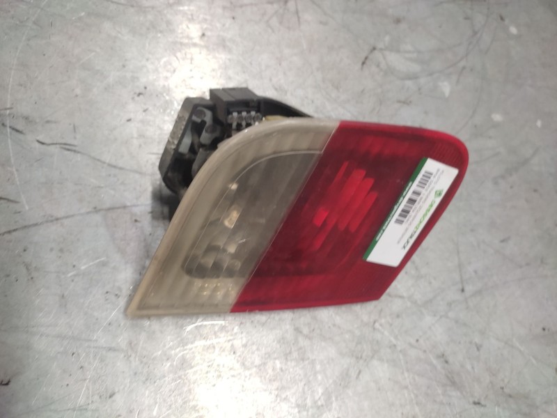 Recambio de piloto trasero izquierdo interior para bmw serie 3 berlina (e46) 318d referencia OEM IAM   