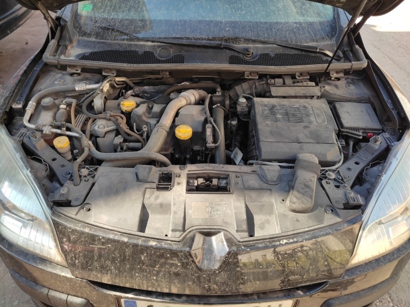 renault megane iii berlina 5 p del año 2009