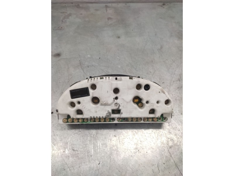 Recambio de cuadro instrumentos para mercedes-benz clase m (w163) 270 cdi (163.113) referencia OEM IAM A1635404011  