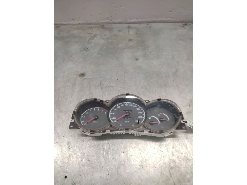 Recambio de cuadro instrumentos para hyundai coupe (gk) 2.0 fx full referencia OEM IAM 9708260026  