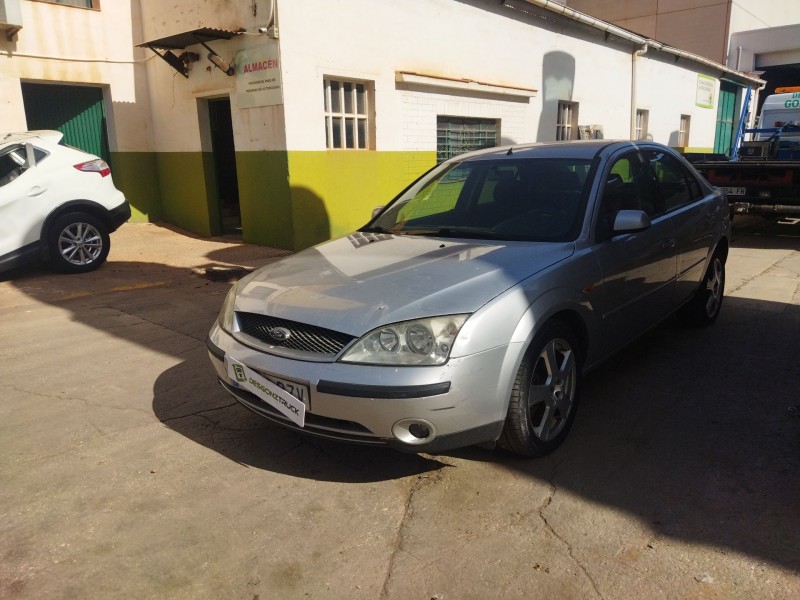 ford mondeo iii sedán (b4y) del año 2002