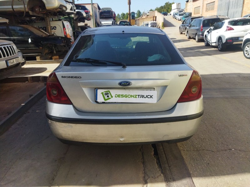 ford mondeo iii sedán (b4y) del año 2002