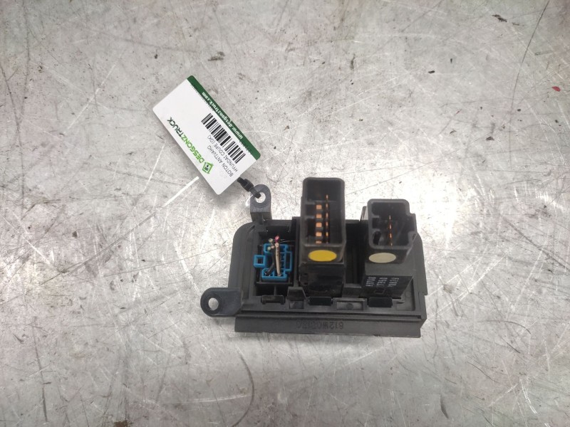 Recambio de boton antivaho para hyundai coupe (gk) 2.0 fx full referencia OEM IAM 937102700070829  