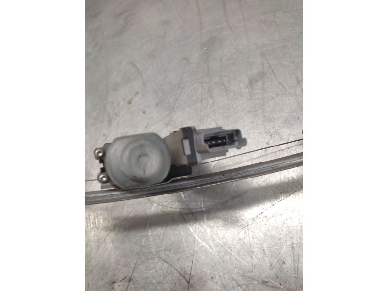 Recambio de elevalunas delantero izquierdo para citroën c3 1.4 magic referencia OEM IAM 400619F  6 PINS