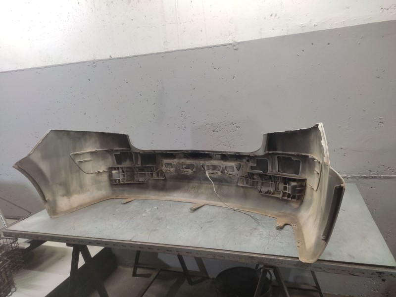 Recambio de paragolpes trasero para renault megane ii classic berlina confort authentique referencia OEM IAM   