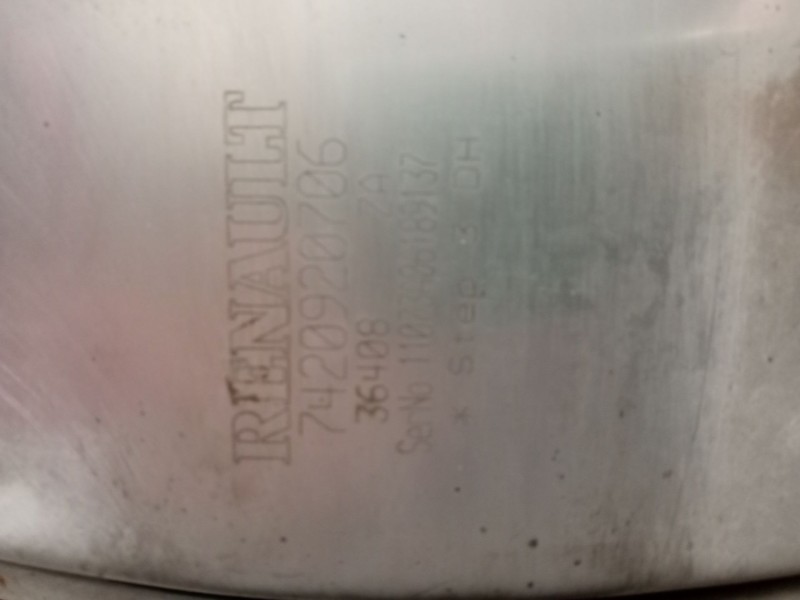 Recambio de catalizador para renault magnum ab 2005 12.8 diesel referencia OEM IAM 7420920706  