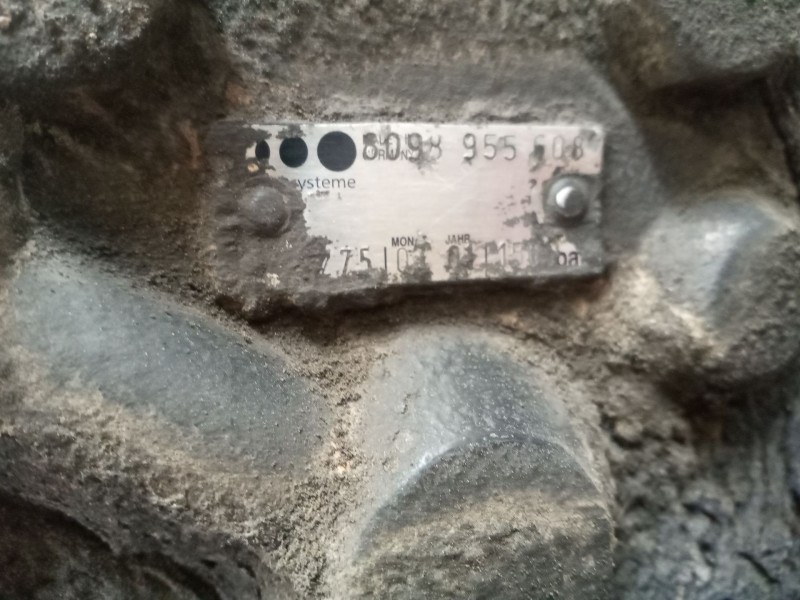 Recambio de caja direccion para mercedes-benz oc 500 rf1842 / titaniun referencia OEM IAM 8098955608  