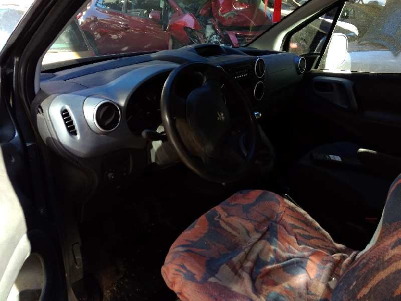 peugeot partner kombi del año 2013