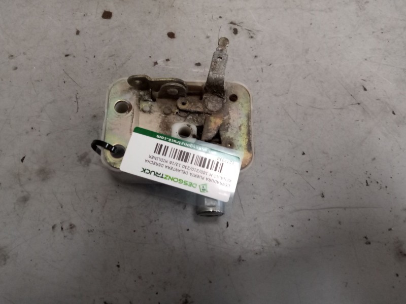 Recambio de cerradura puerta delantera derecha para renault m 180/210/230.13/16 midliner referencia OEM IAM   