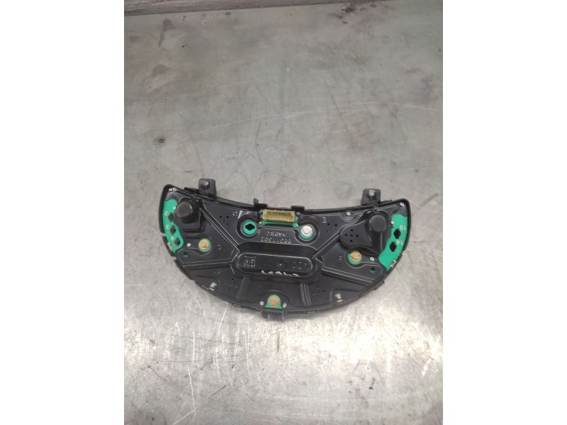 Recambio de cuadro instrumentos para opel corsa c club referencia OEM IAM 09166808FB  