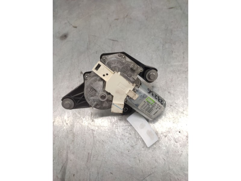 Recambio de motor limpia trasero para renault scenic ii grand confort dynamique referencia OEM IAM 8200153458G  