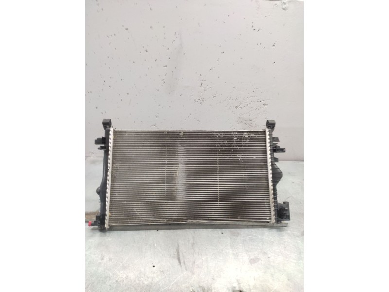 Recambio de radiador agua para opel insignia berlina expression referencia OEM IAM 13241725  