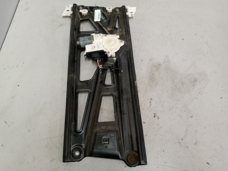 Recambio de elevalunas delantero izquierdo para daf trucks xf 106 480 referencia OEM IAM   