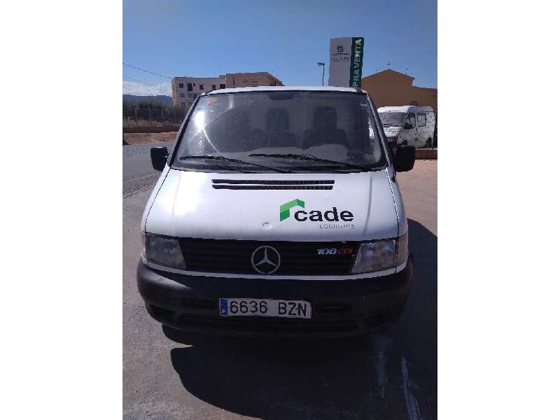mercedes-benz vito (w638) combi del año 2002