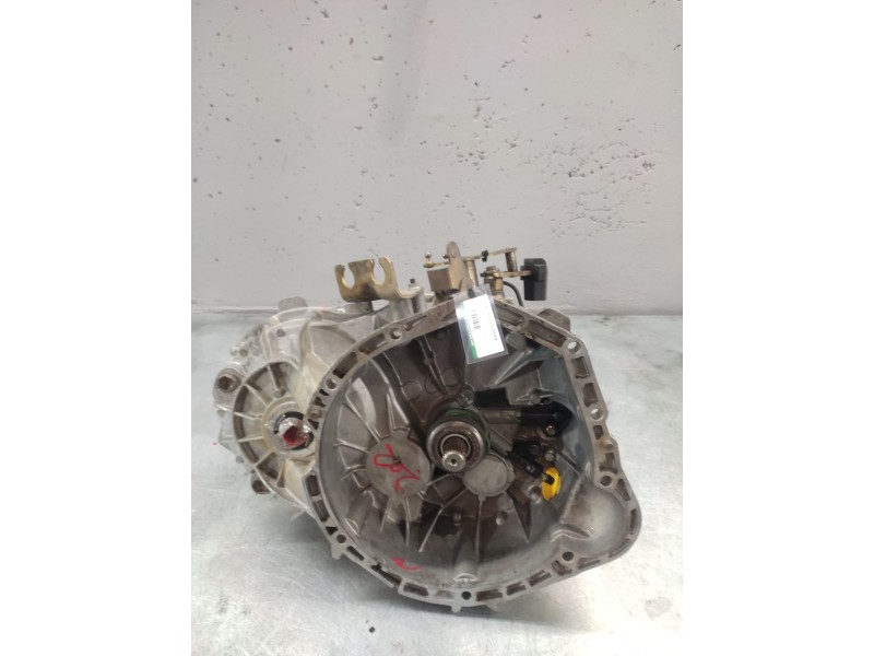 Recambio de caja cambios para mercedes-benz vito (w638) combi referencia OEM IAM A6382602200  