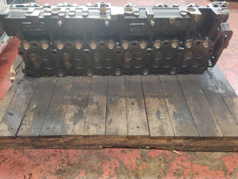 Recambio de culata para man tgx 18.xxx fg / 4x2 bl xl referencia OEM IAM 51031006468 51031006898 