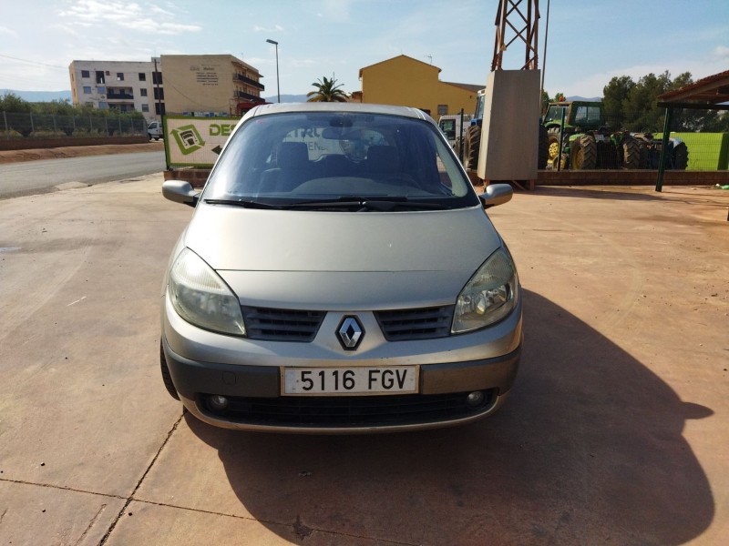 renault scenic ii del año 2006