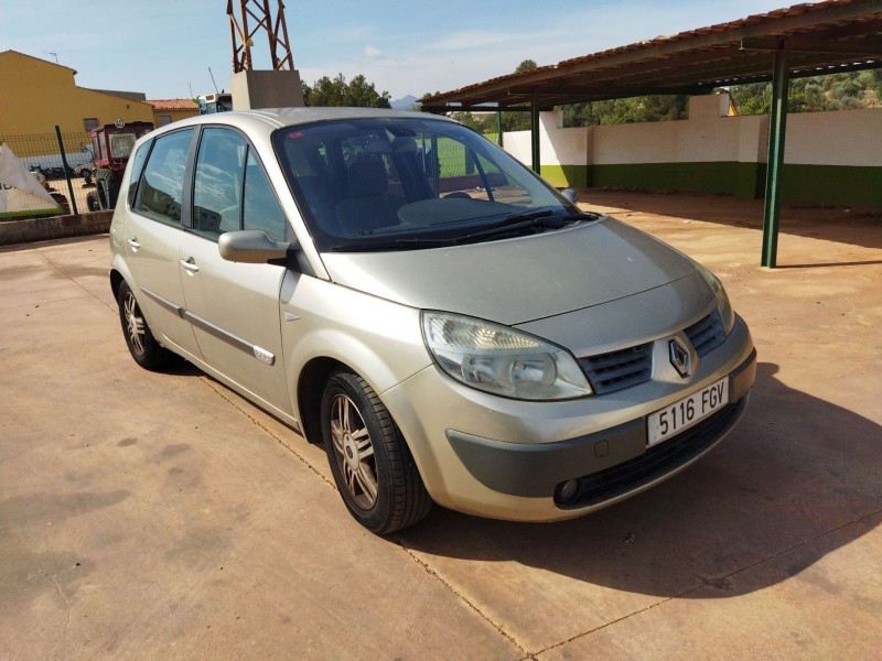 renault scenic ii del año 2006