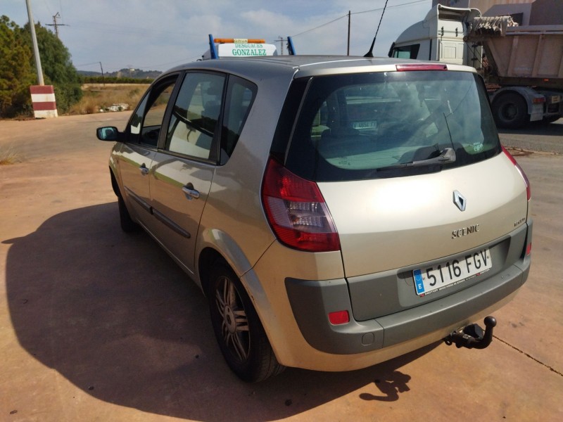 renault scenic ii del año 2006