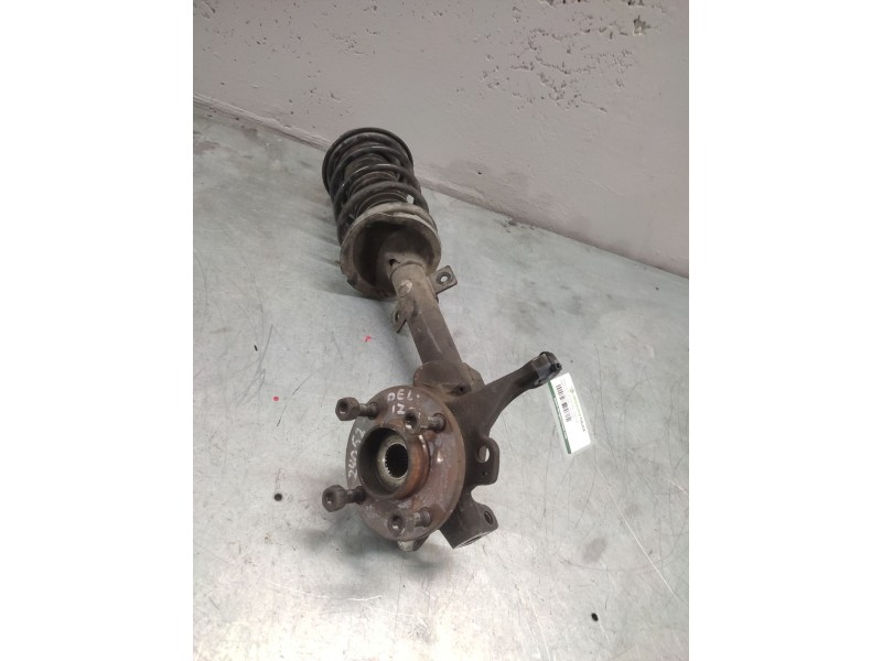 Recambio de mangueta delantera derecha para ford fiesta berl./courier surf referencia OEM IAM   