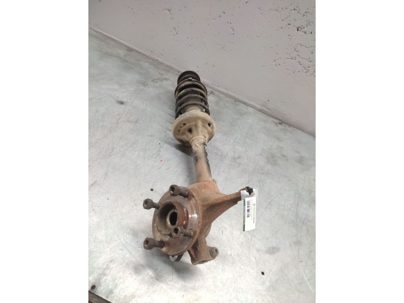 Recambio de mangueta delantera izquierda para ford fiesta berl./courier surf referencia OEM IAM   