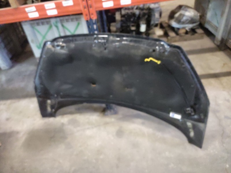 Recambio de capo para peugeot 308 confort referencia OEM IAM   