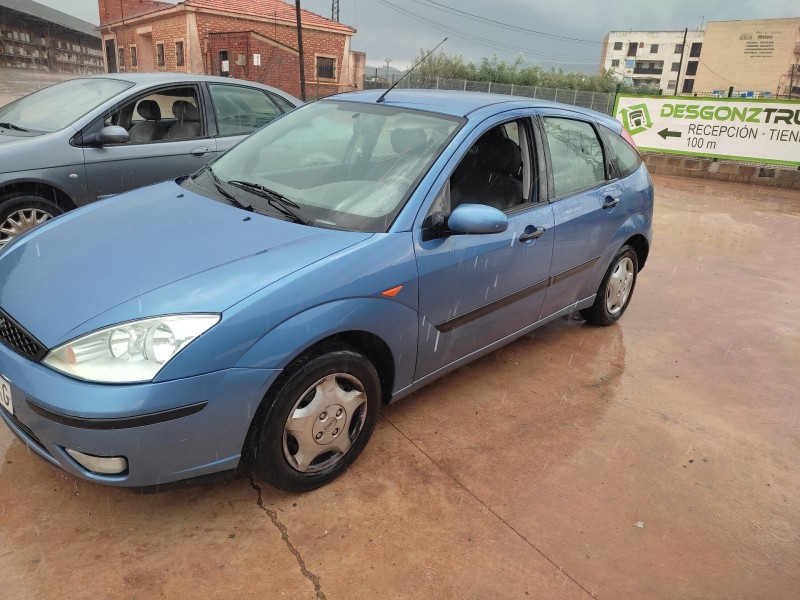 ford focus berlina (cak) del año 2003