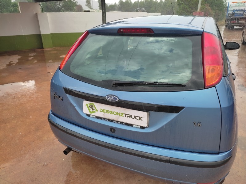 ford focus berlina (cak) del año 2003