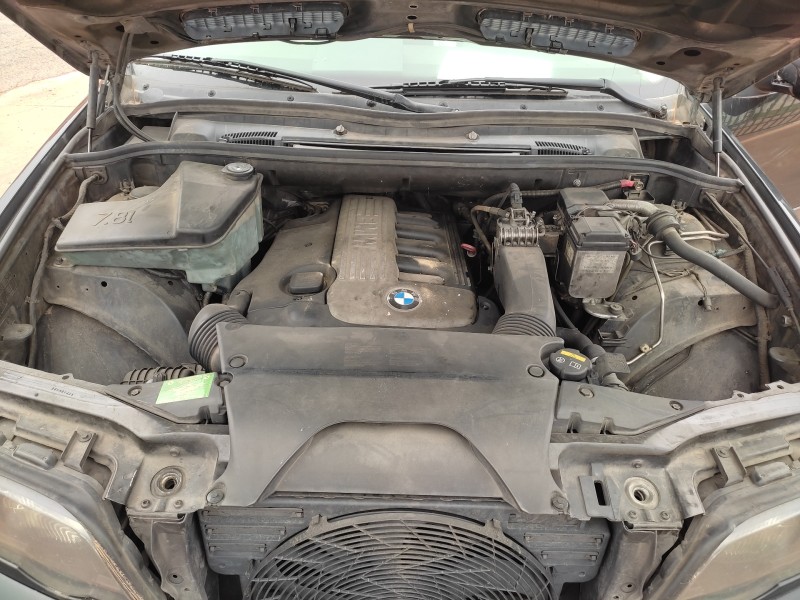 bmw x5 (e53) del año 2003