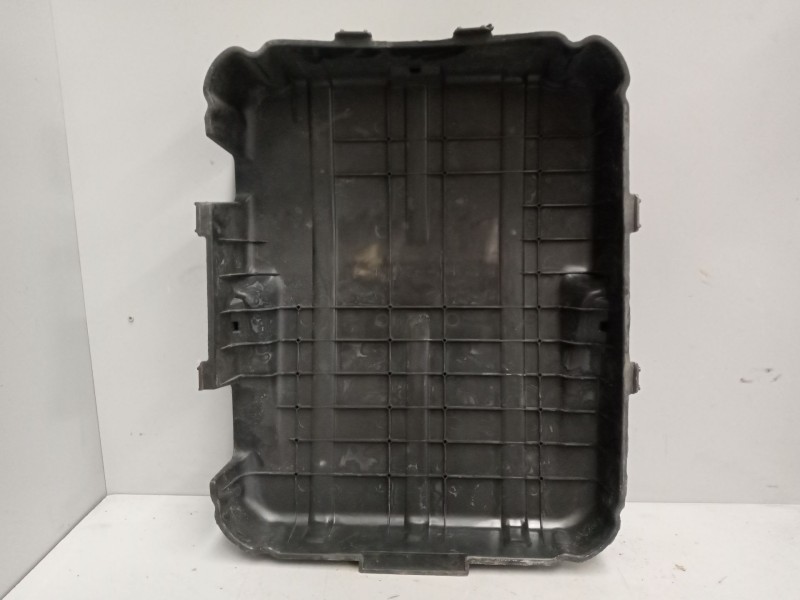 Recambio de tapa bateria para iveco stralis (as) 11.1 diesel referencia OEM IAM 5801258838  