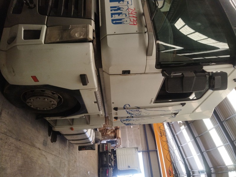 renault magnum ab 2005 del año 2011