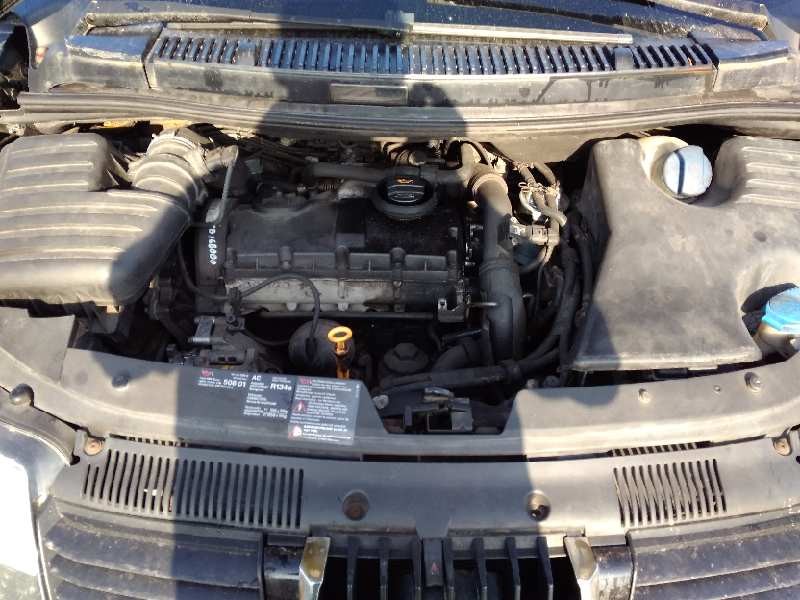 seat alhambra (7v9) del año 2003