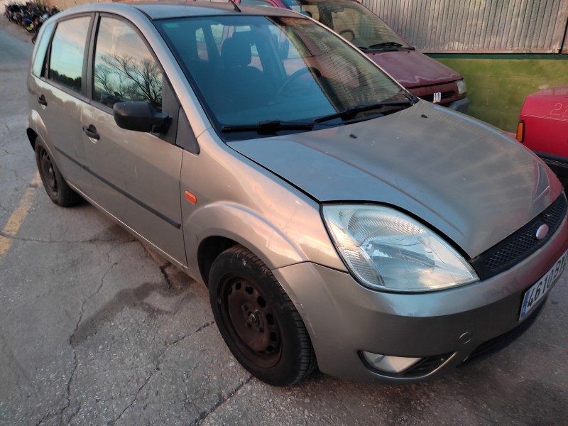 ford fiesta (cbk) del año 2002
