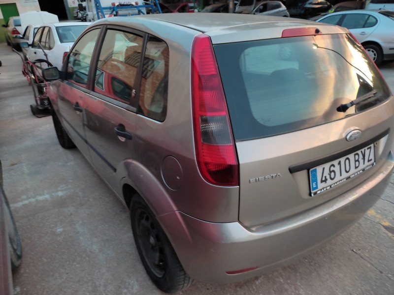 ford fiesta (cbk) del año 2002