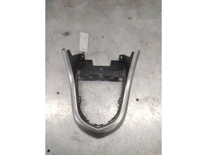 Recambio de guarnecidos palanca cambio para peugeot 308 confort referencia OEM IAM 9658691277  