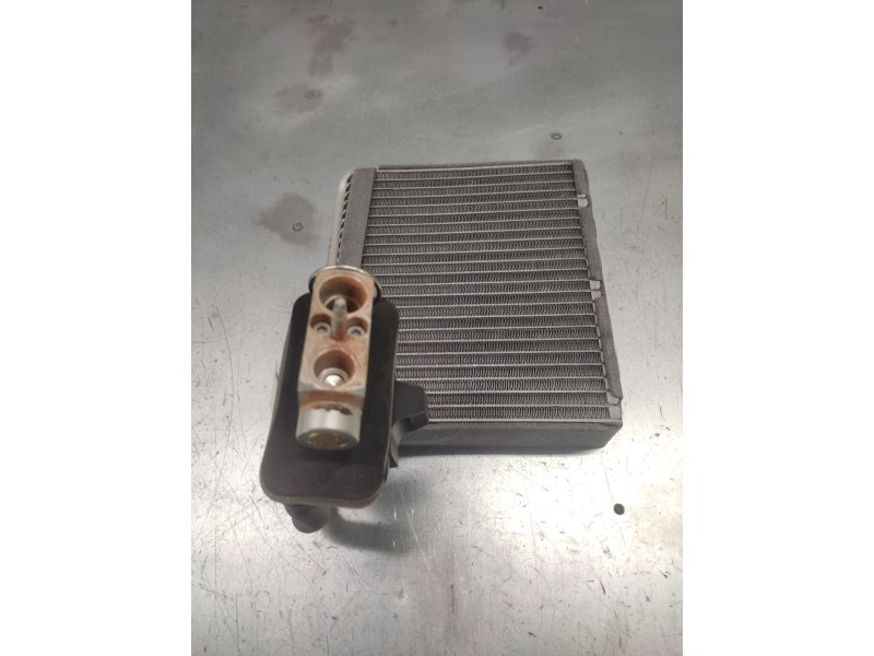 Recambio de evaporador aire acondicionado para ford focus lim. (cb8) titanium referencia OEM IAM   
